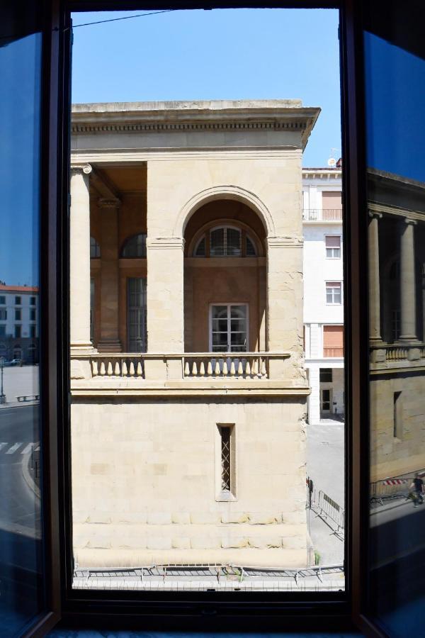 "Dueemme Lodge" , A Pochi Passi Dal Porto Livorno Exterior foto